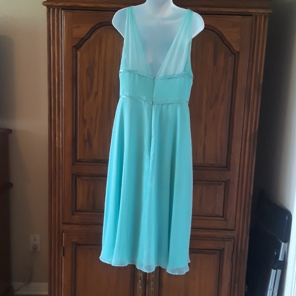 Belsoie Mother of The Bride Dress. - Picture 3 of 5